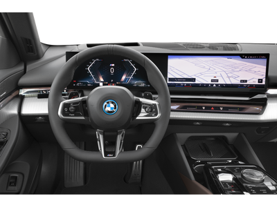 2027 BMW 550e xDrive 550e xDrive