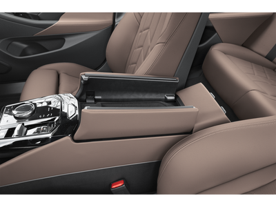 2027 BMW 550e xDrive 550e xDrive