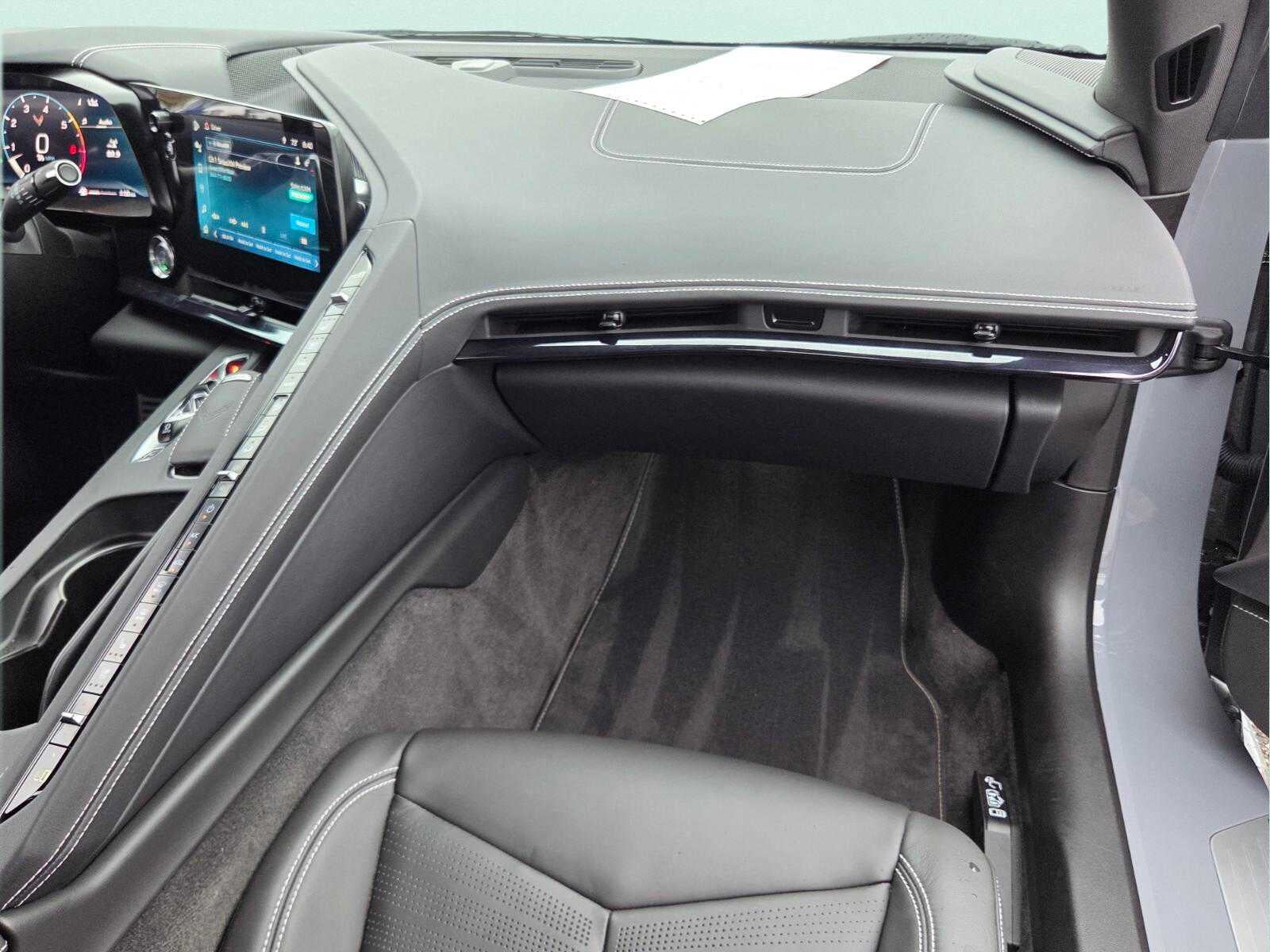 2025 Chevrolet Corvette 2LT