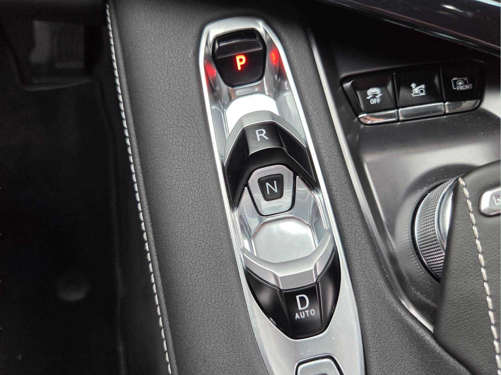 2025 Chevrolet Corvette 2LT