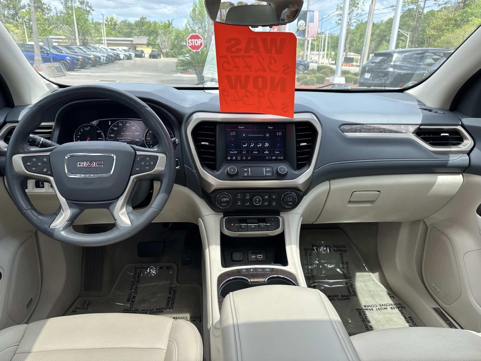 2022 GMC Acadia Denali
