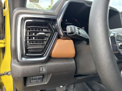 2024 GMC Canyon 4WD AT4