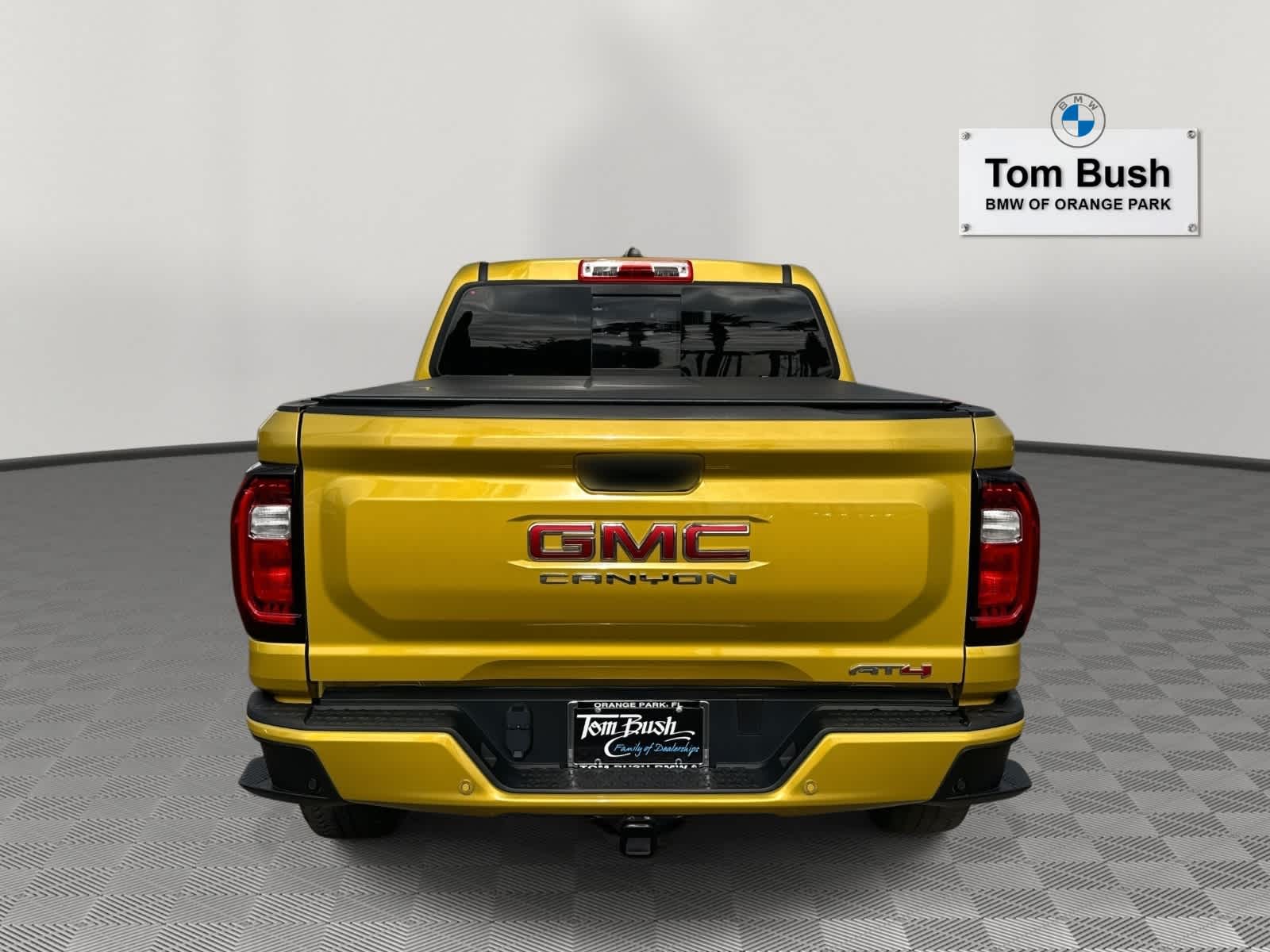 2024 GMC Canyon 4WD AT4