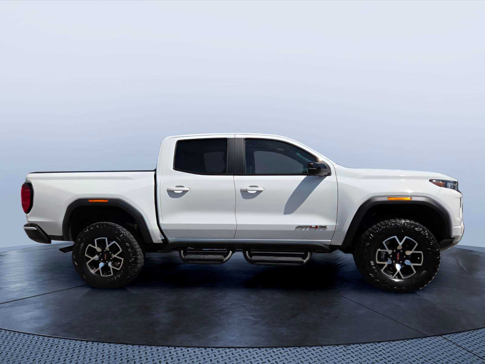 2023 GMC Canyon 4WD AT4X