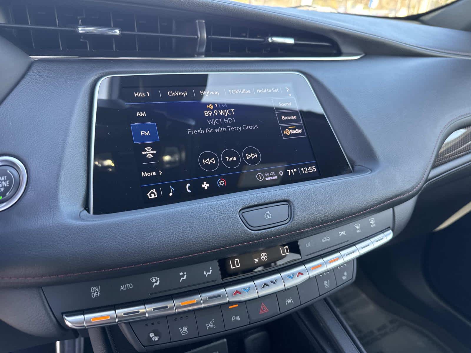 2022 Cadillac XT4 FWD Sport