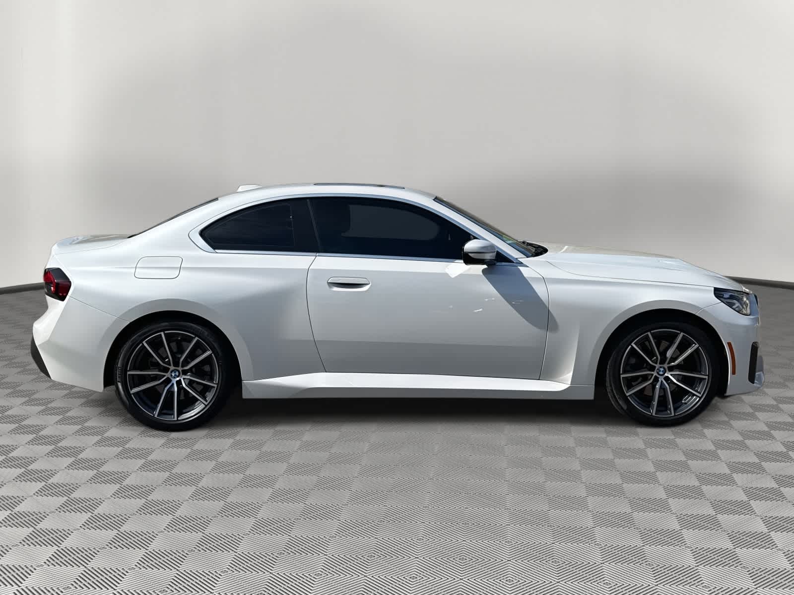 2023 BMW 2 Series 230i