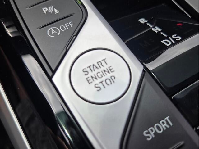 2023 BMW 230i 230i
