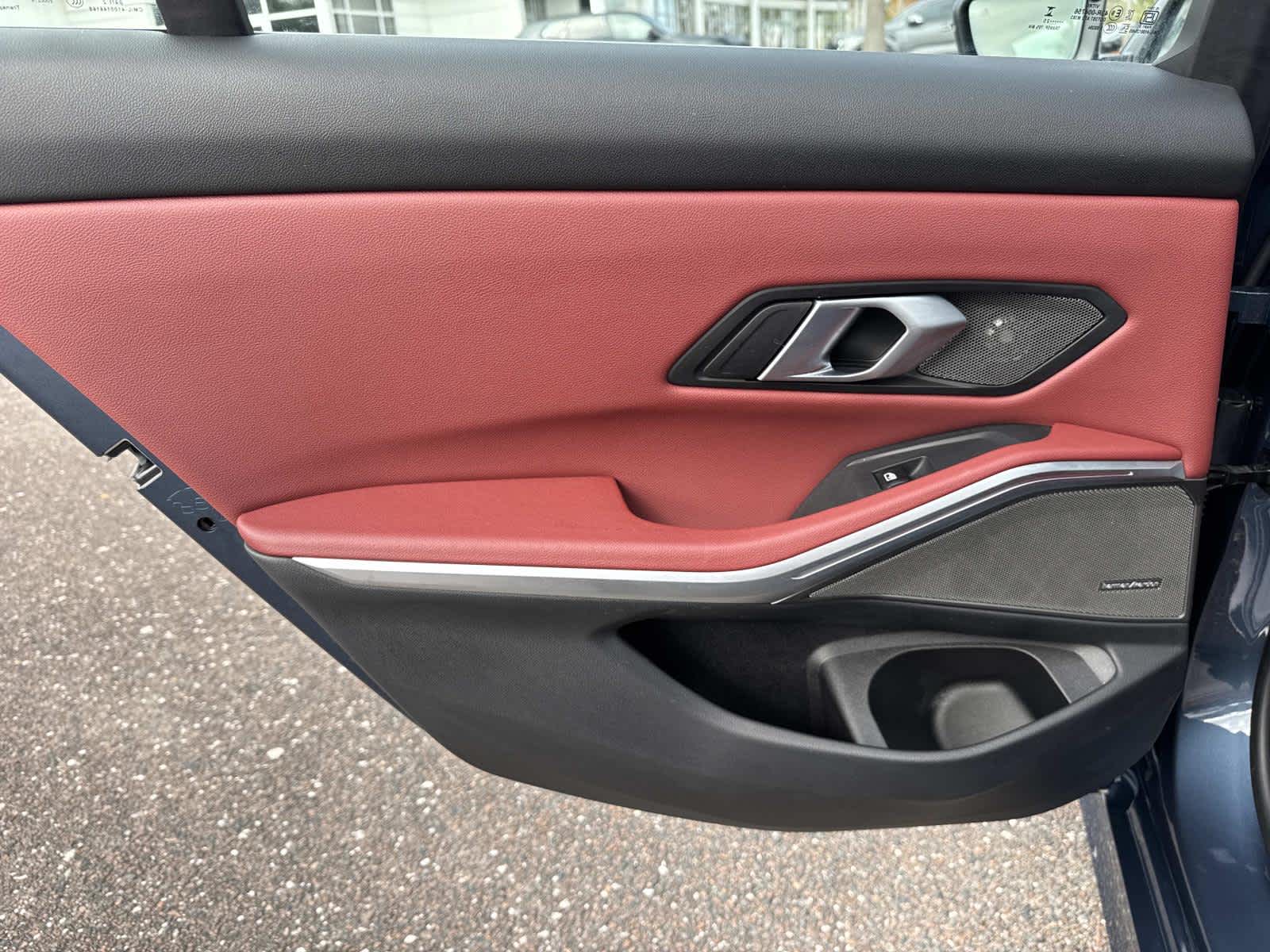 2025 BMW 3 Series 330i