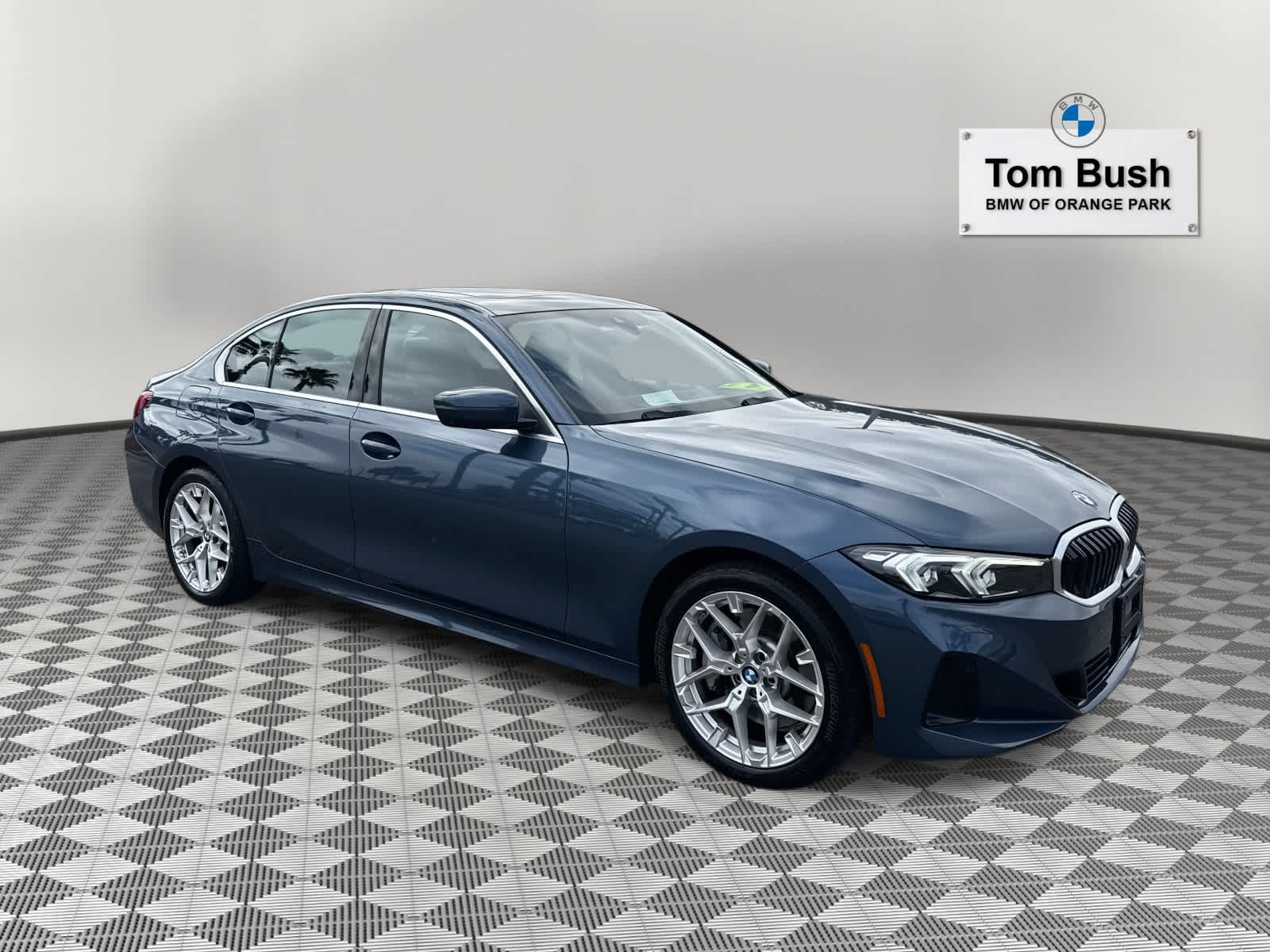 2025 BMW 3 Series 330i