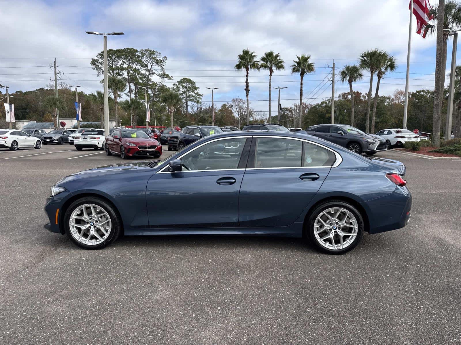 2025 BMW 3 Series 330i