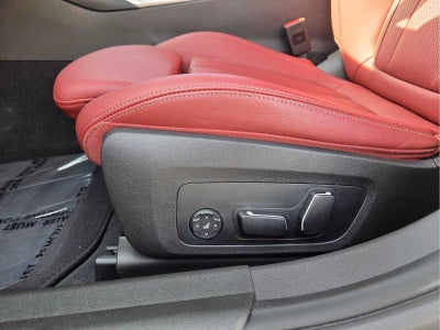 2025 BMW 330i 330i