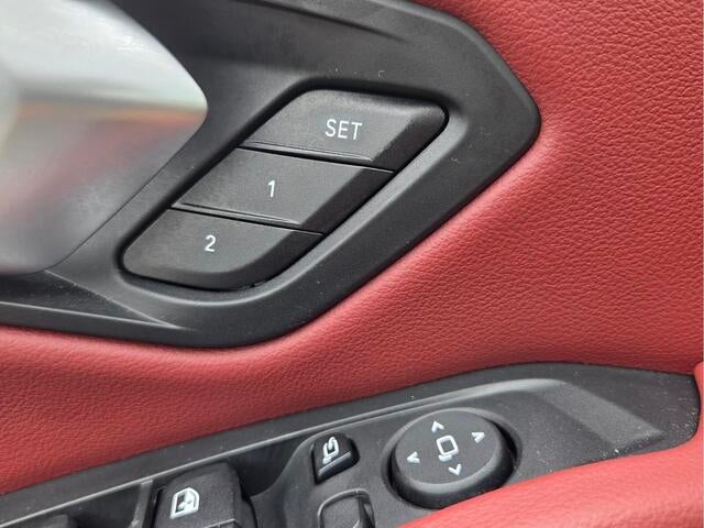 2025 BMW 330i 330i