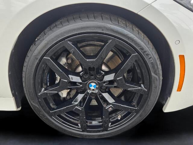 2025 BMW 330i 330i