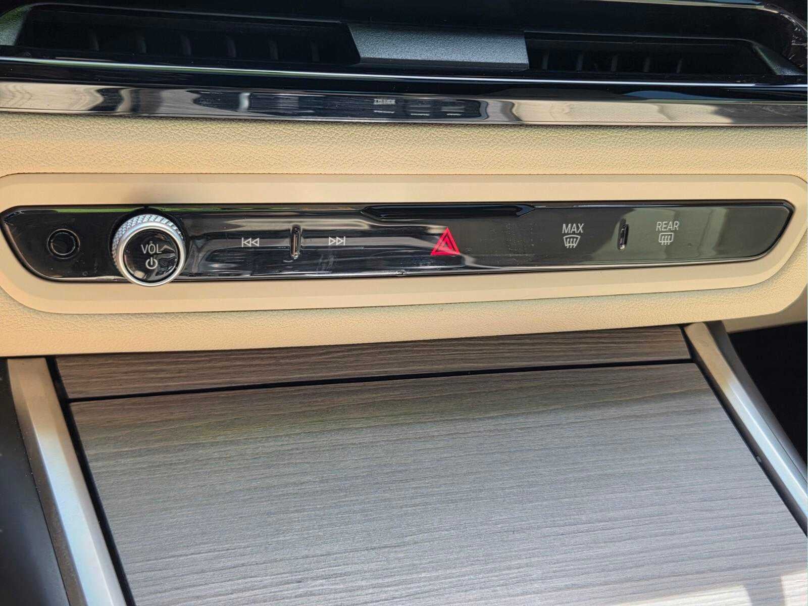 2026 BMW 330i NA 330i NA