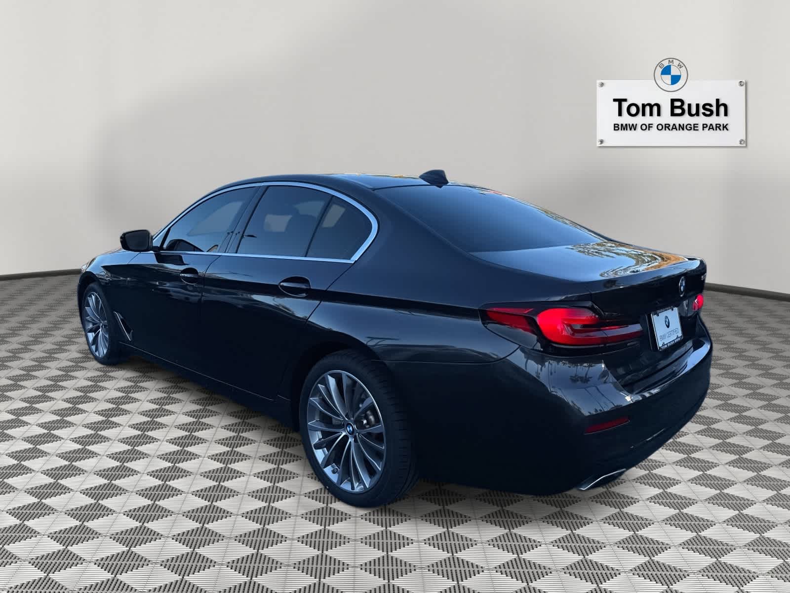 2025 BMW 3 Series 330i xDrive