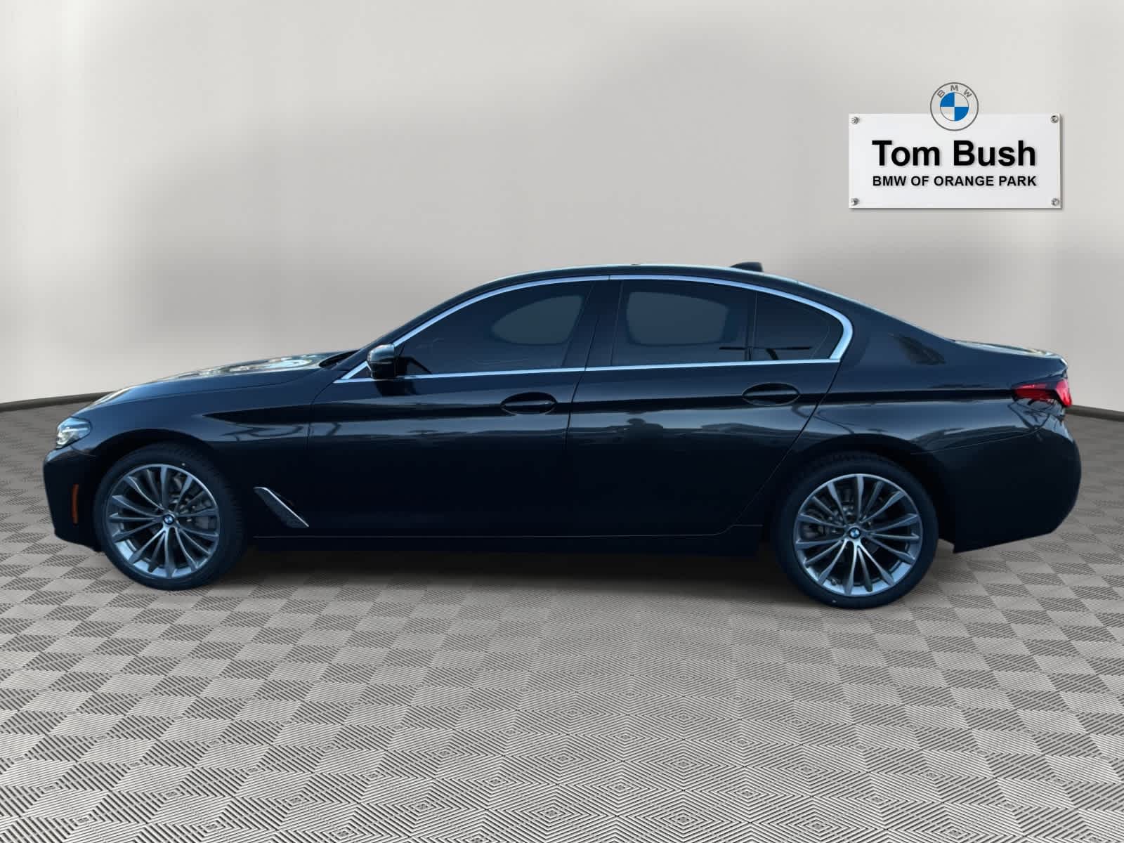 2025 BMW 3 Series 330i xDrive