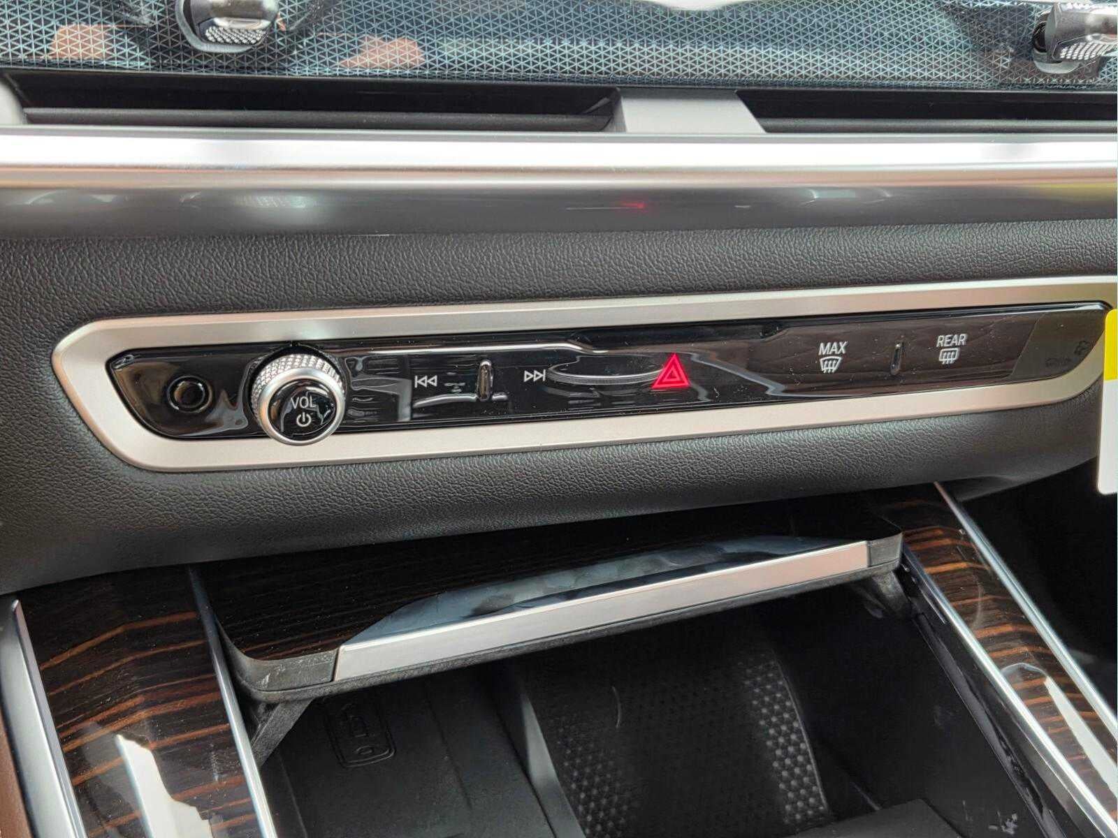 2026 BMW X5 sDrive40i sDrive40i