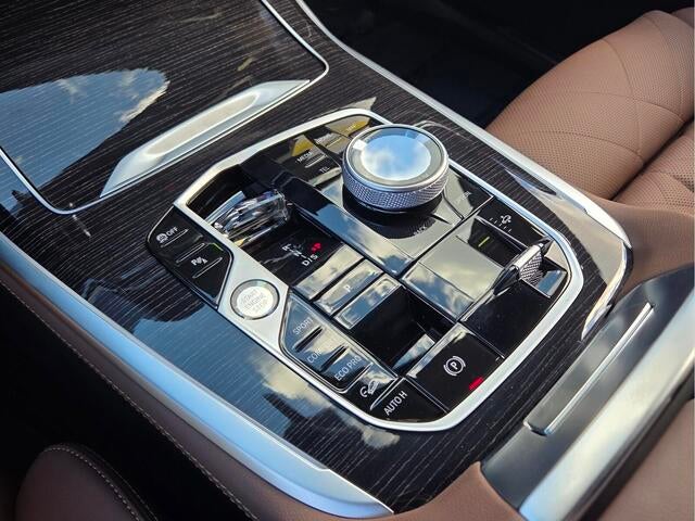 2027 BMW X7 xDrive40i xDrive40i