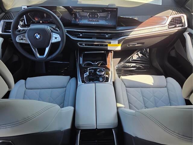 2027 BMW X7 xDrive40i xDrive40i