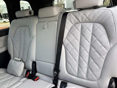 2026 BMW X7 xDrive40i