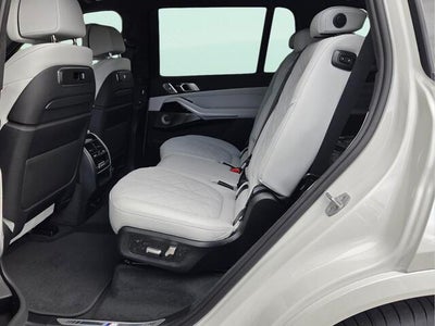2027 BMW X7 xDrive40i xDrive40i