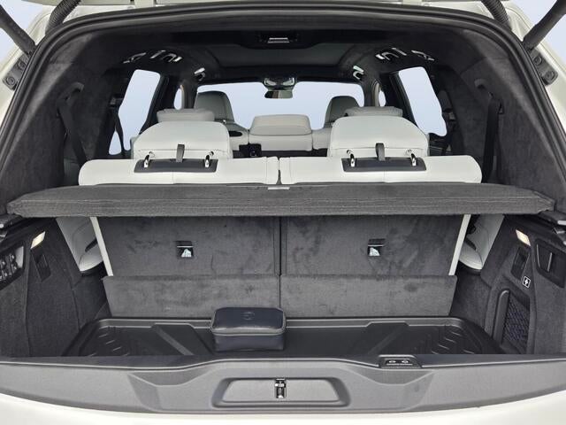 2027 BMW X7 xDrive40i xDrive40i