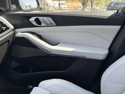 2026 BMW X7 xDrive40i xDrive40i