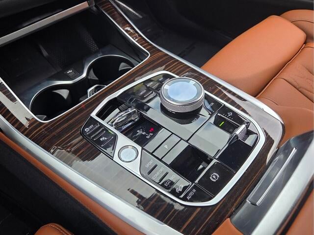 2027 BMW X7 xDrive40i xDrive40i