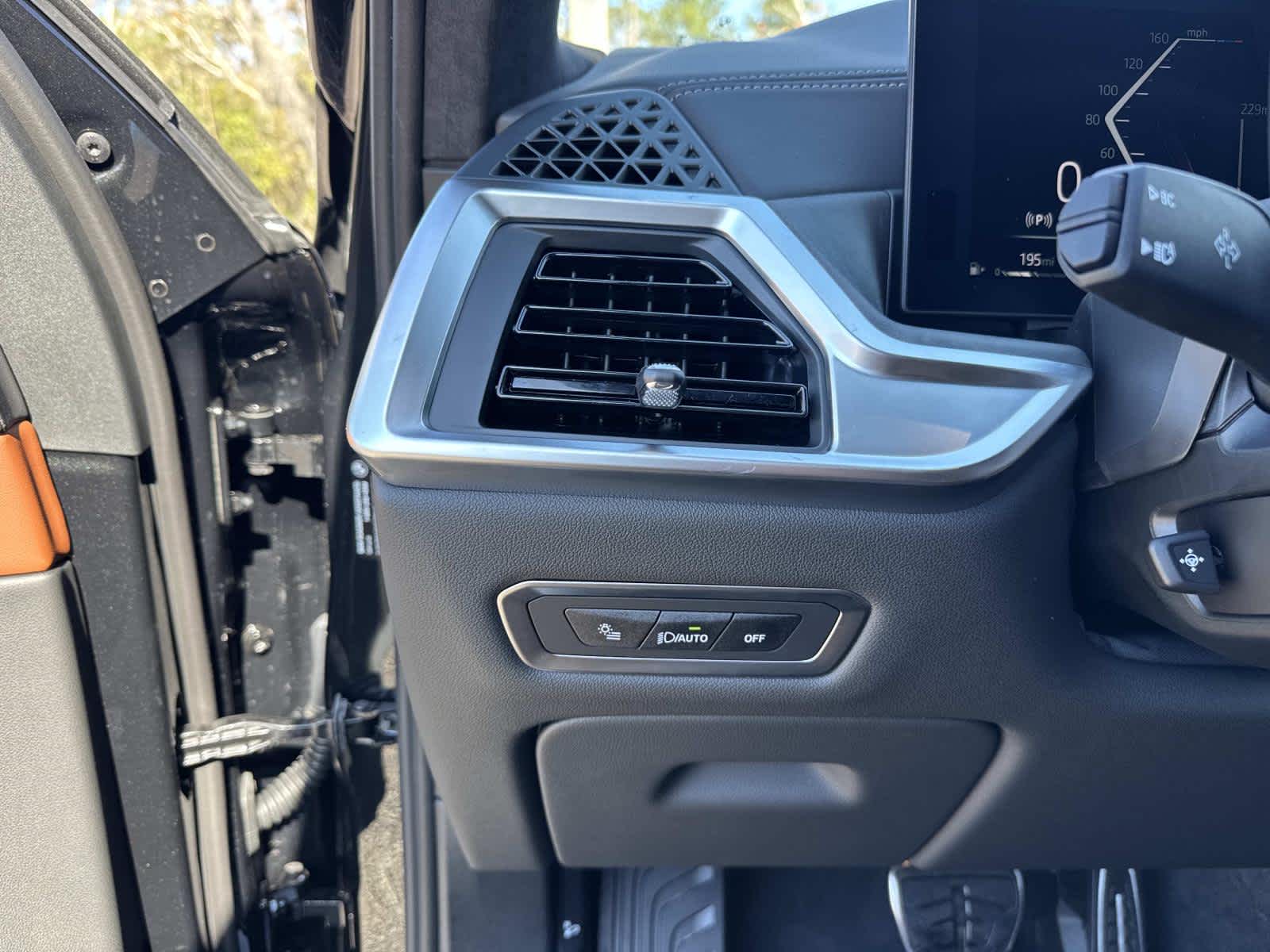 2026 BMW X7 xDrive40i xDrive40i