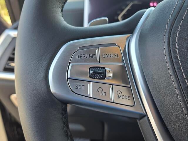 2027 BMW X7 xDrive40i xDrive40i