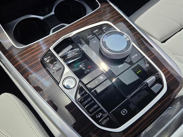 2027 BMW X7 xDrive40i xDrive40i