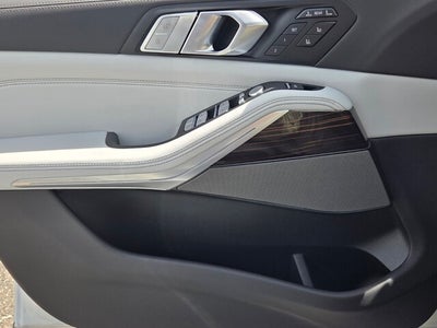2027 BMW X7 xDrive40i xDrive40i