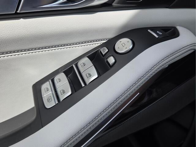 2027 BMW X7 xDrive40i xDrive40i