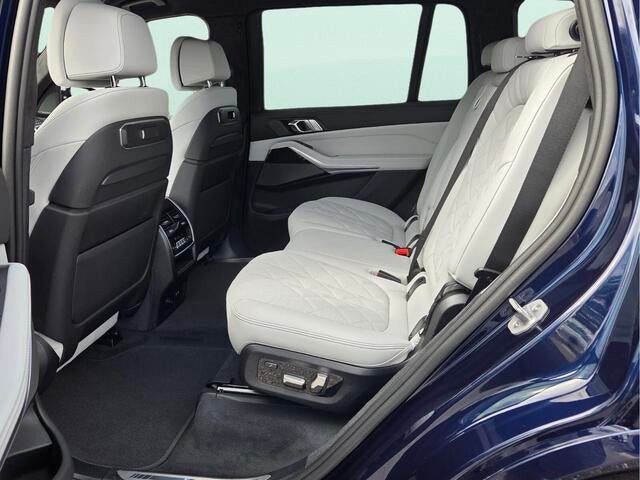 2027 BMW X7 xDrive40i xDrive40i