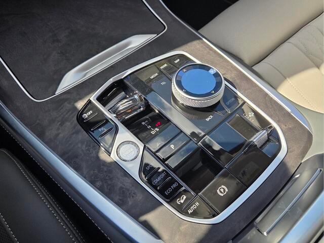 2027 BMW X7 xDrive40i xDrive40i