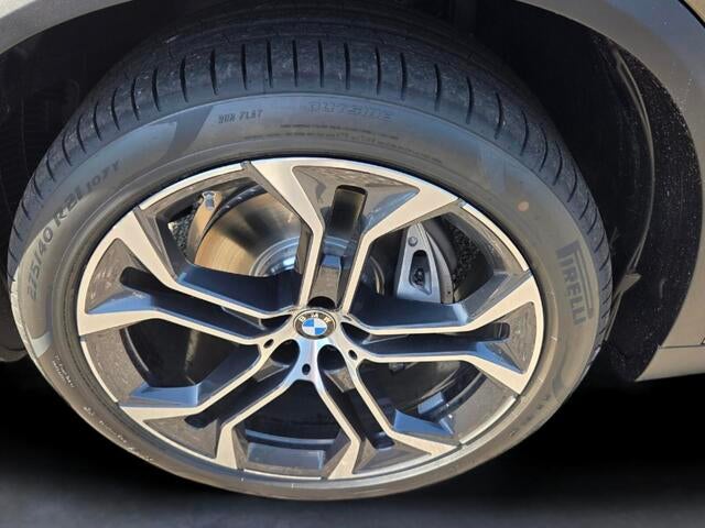2026 BMW X5 xDrive40i xDrive40i