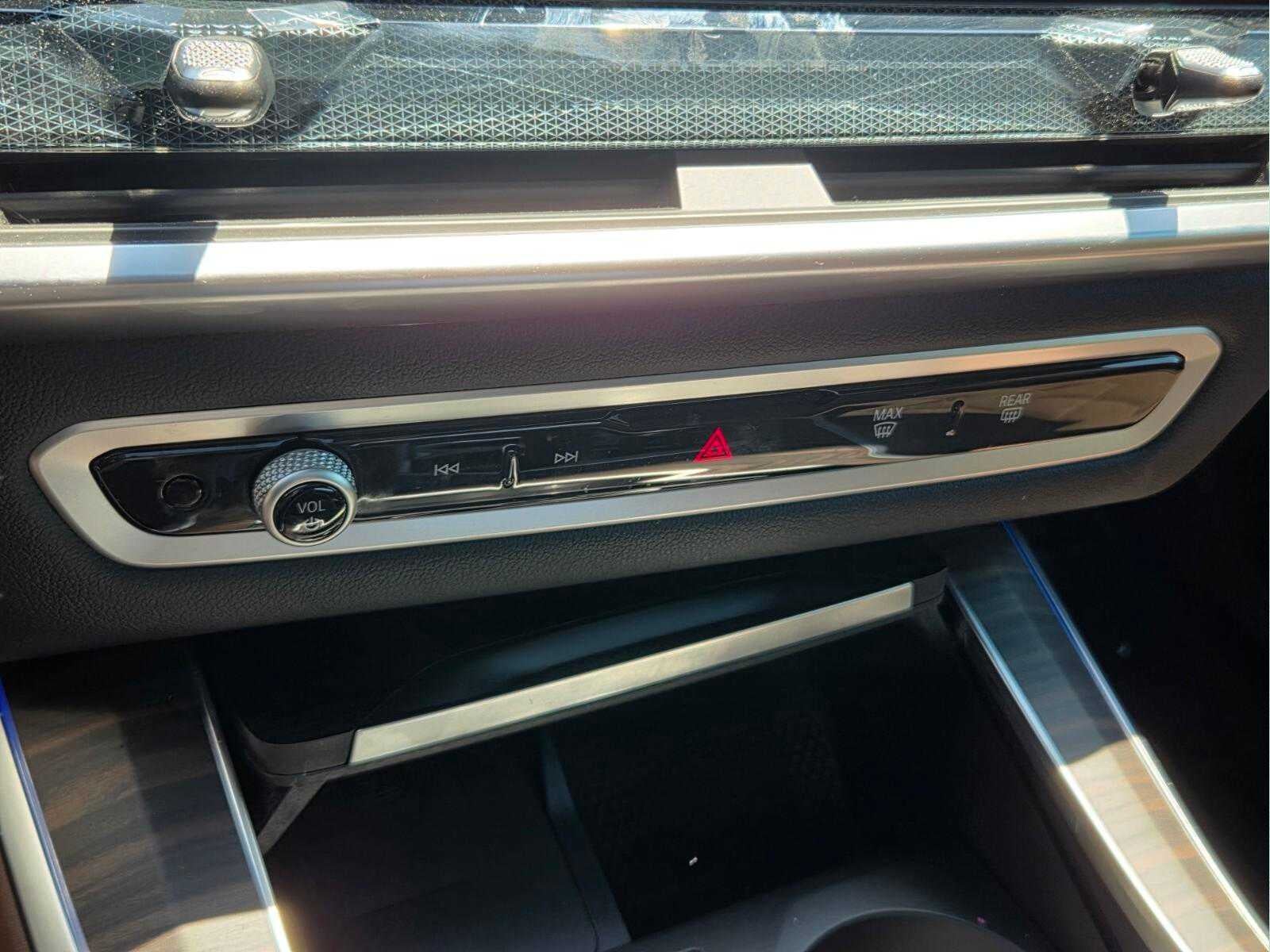 2026 BMW X5 xDrive40i xDrive40i