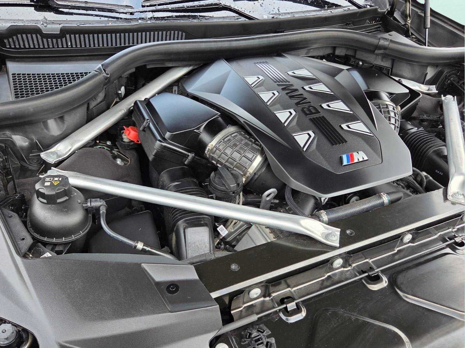 2024 BMW X7 M60i M60i