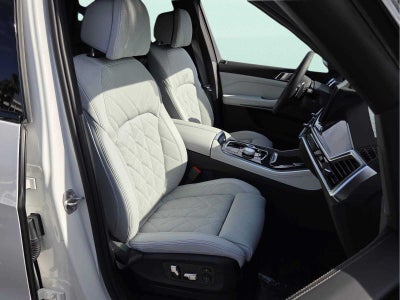 2026 BMW X5 M60i M60i