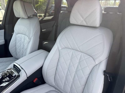 2026 BMW X5 M60i M60i