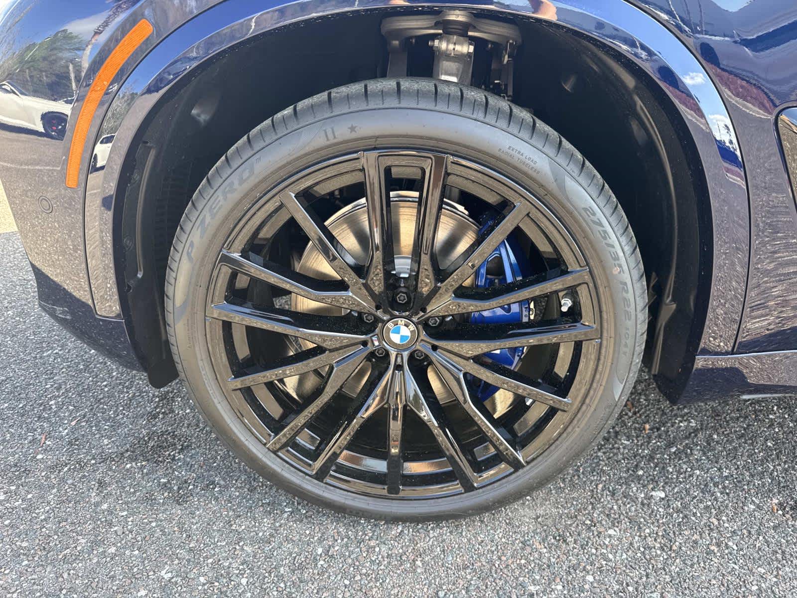 2026 BMW X5 M60i M60i