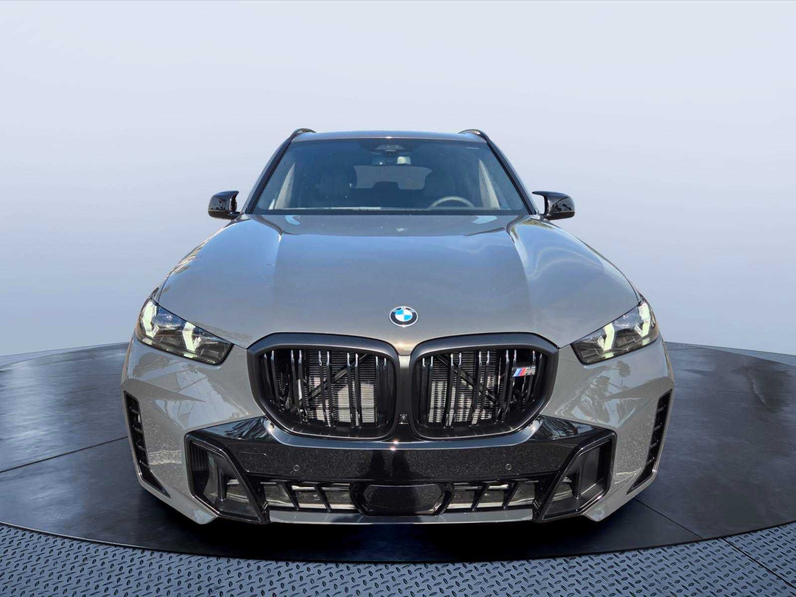 2026 BMW X5 M60i M60i