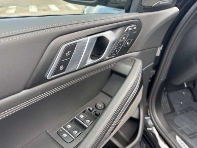 2025 BMW X6 xDrive40i