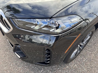 2025 BMW X6 xDrive40i