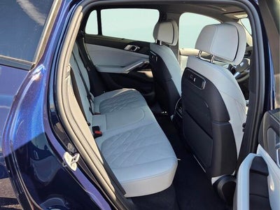 2027 BMW X6 xDrive40i xDrive40i