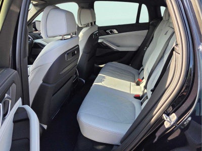 2027 BMW X6 xDrive40i xDrive40i