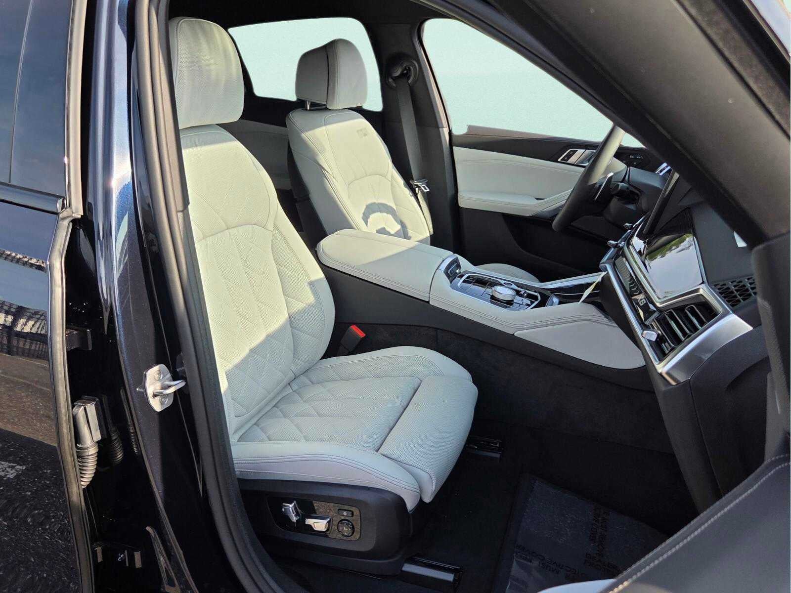2027 BMW X6 xDrive40i xDrive40i