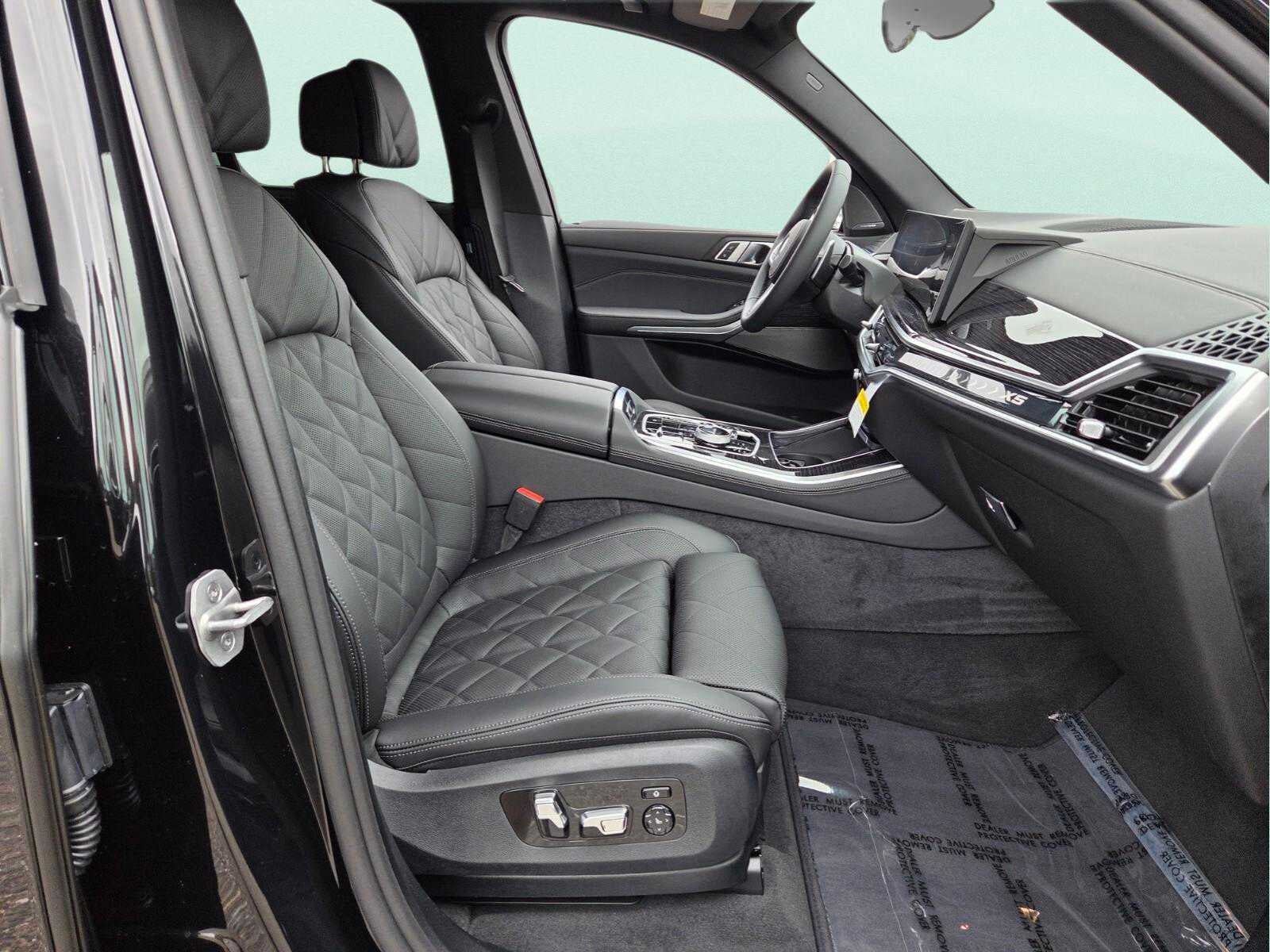 2026 BMW X5 xDrive50e xDrive50e