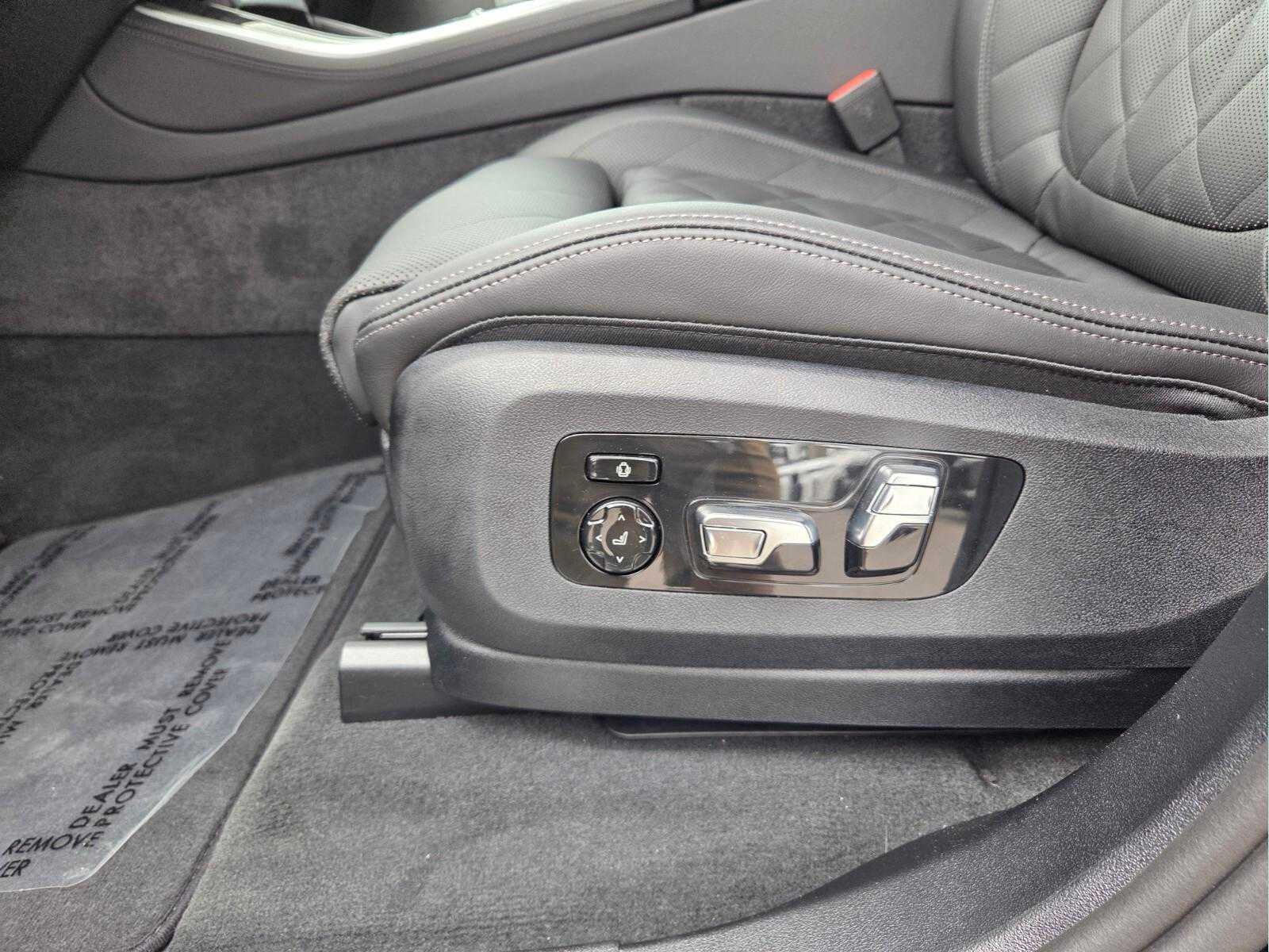 2026 BMW X5 xDrive50e xDrive50e