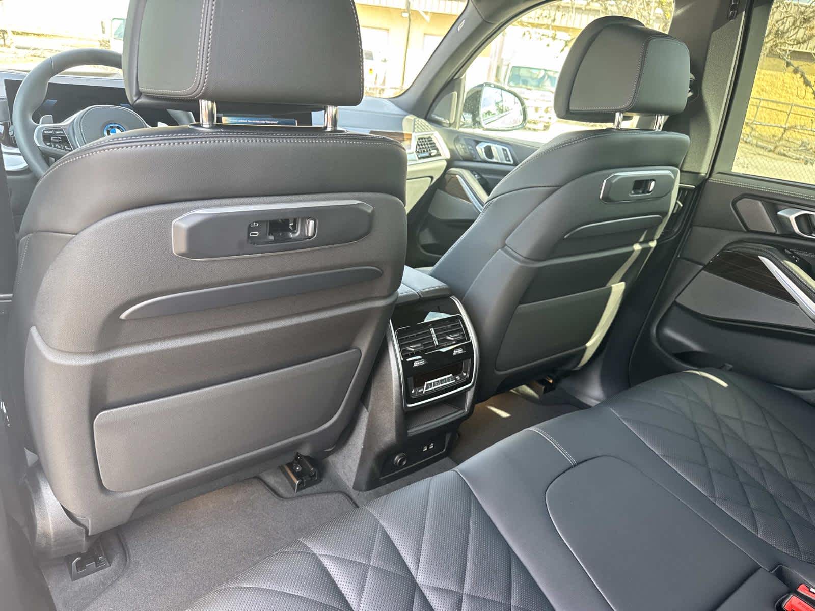 2026 BMW X5 xDrive50e xDrive50e